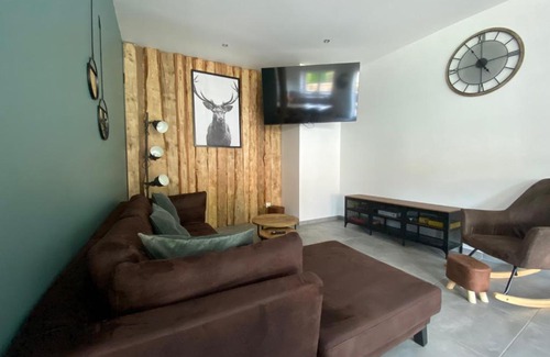 Gerbepal House | Gîte 14 personnes - 10 minutes de Gerardmer - Jaccuzzi