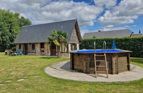 Fatouville-Grestain Cottage | Gîte 2 Personnes Proche de Honfleur Avec Piscine