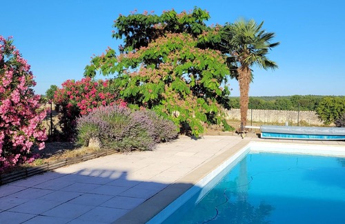 Clermont de Beauregard House | Gîte 7 "Capucine