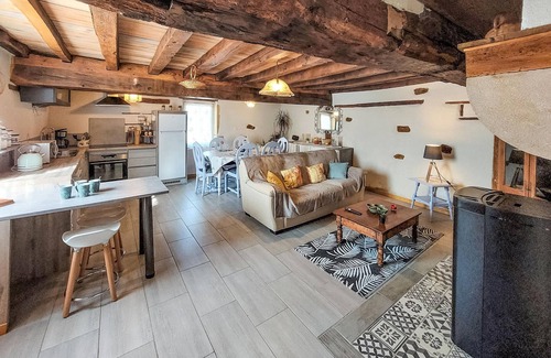 Pouilly-sous-Charlieu House | Gîte aux Hirondelles