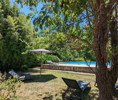 Graulhet House | Gîte avec piscine - La Sacristie