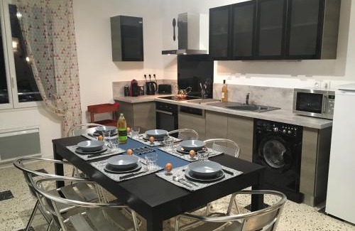 Puycornet Apartment | gîte côté vallée