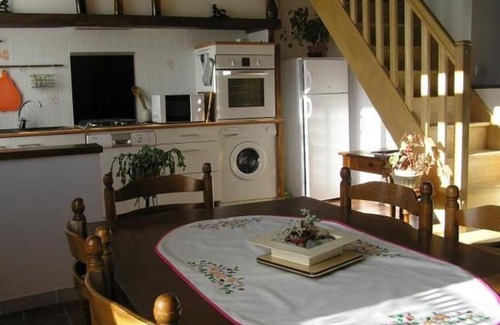 La Chapelle-aux-Choux House | Gîte calme avec piscine chauffée, cheminée, salle de jeux et vélos - parfait pour familles et amis - FR-1-410-141