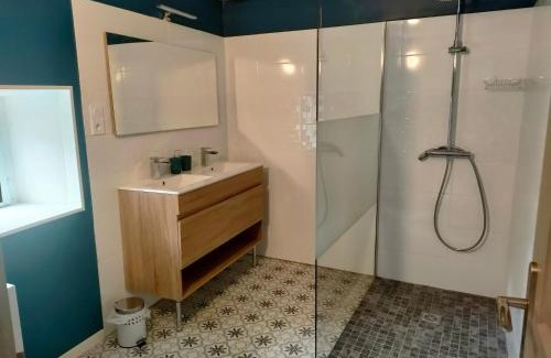 Roquetaillade Apartment | Gîte chaleureux au cœur du village