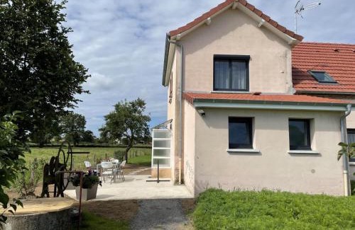 Pierrefitte-sur-Loire House | Gîte Champêtre Rénové à Pierrefitte-sur-Loire - FR-1-489-347