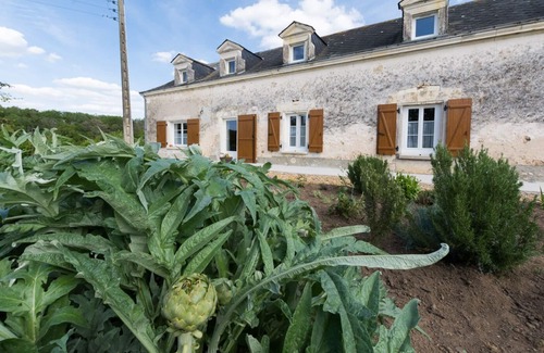 Savigne-sous-le-Lude House | *Gîte classé près zoo la Flèche 11 couch.+bébé Prix base132€/6per+18€per.sup