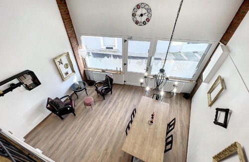 Saugues House | Gîte confortable à Saugues pour randonneurs, 3 chambres spacieuses avec salle d'eau privative - FR-1-582-365