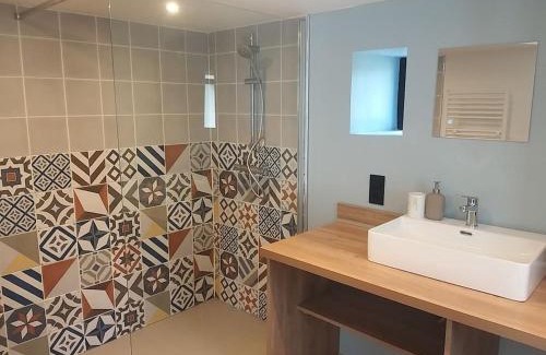 Bort-les-Orgues House | Gîte confortable à la campagne