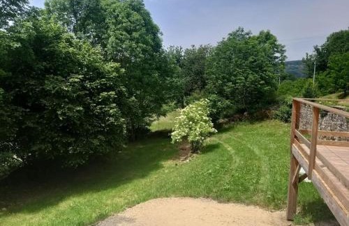 Bort-les-Orgues House | Gîte confortable à la campagne