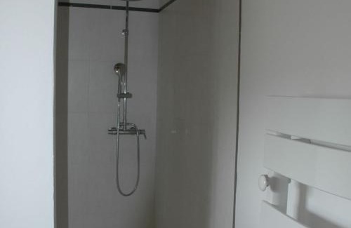 Change House | Gîte cosy près du Mans avec jardin, piscine et parking, idéal pour 4 pers. - FR-1-410-388