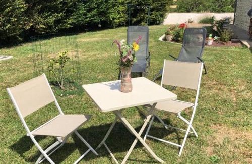 Bellenaves House | Gîte de charme à Bellenaves - Animaux acceptés, Parking - FR-1-489-595