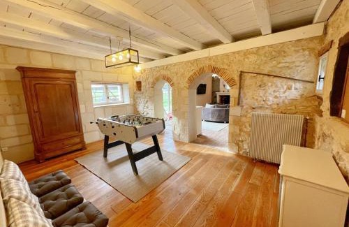 Rille House | Gîte de charme avec piscine chauffée, salle de jeux, et salle de fitness proche du lac de Rillé - FR-1-381-563