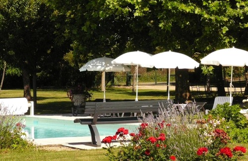 Varennes Cottage | Gîte de Charme en Touraine + Heated swimming pool with view ! Pleine Nature ! 5 pers.