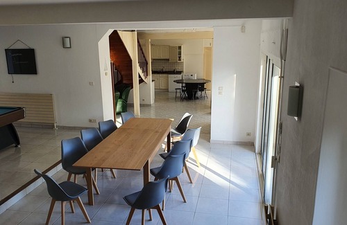 Villalbe Villa | Gîte de Dame Carcas