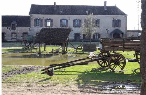 Saint-Fargeau Cottage | Gîte de Léon - La Ferme du Château