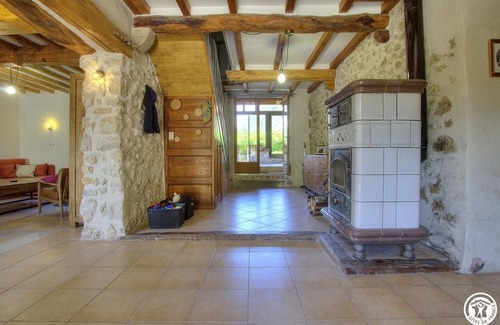 Saint-Benoit House | Gîte de la Cascade - Groslee Saint Benoit