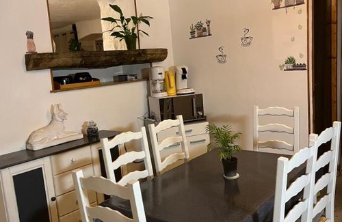 Ladoye-sur-Seille House | Gîte des reculées