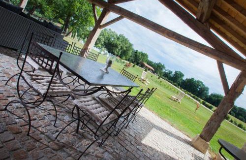 Avezan House | Gîte Domaine de Nazère