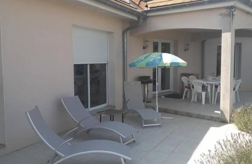 Charette House | Gîte du Mottet - CHARETTE VARENNES