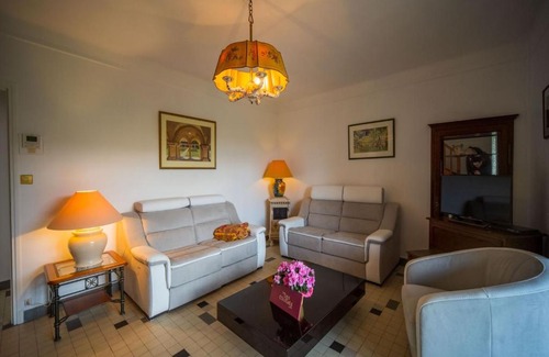 Gevrey-Chambertin House | Gîte du Tacot - Gevrey-Chambertin