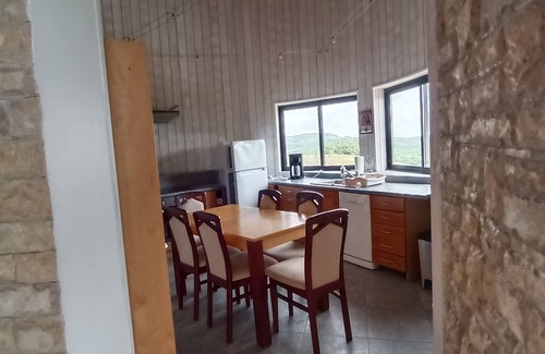 Villarzel-du-Razes Apartment | Gîte en Pleine Campagne Dans un Parc Naturel Avec Piscine