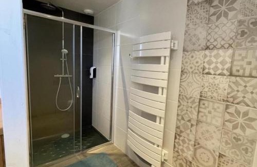 Saint-Leon House | Gîte en pleine nature, idéal pour familles, 2 terrasses, déconnections assurées - FR-1-489-437