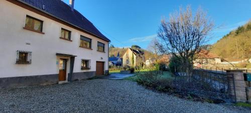 Rombach-le-Franc Apartment | Gîte l'échappée étoilée et son jacuzzi privatif