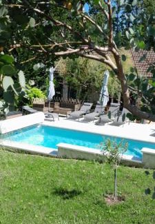 Meyrieux-Trouet House | Gîte La Bergerie et sa piscine chauffée