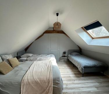 Bazouges-sur-le-Loir House | Gîte la grande racinaie