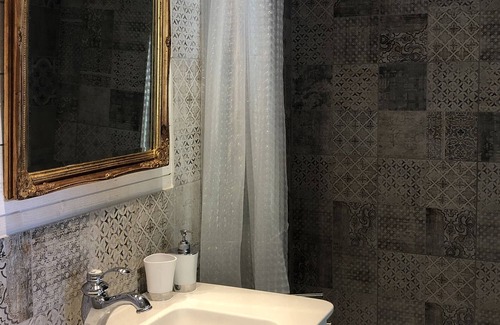 Chaudebonne House | Gîte "La Maisonnette" Chaudebonne Old Village for 2 people