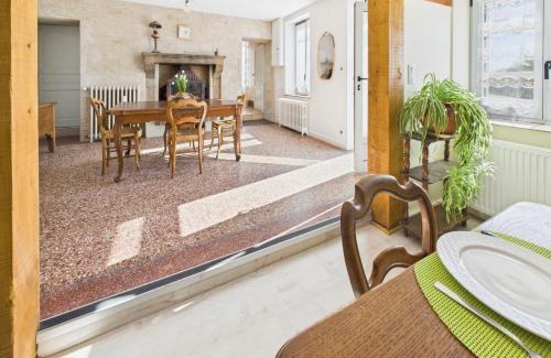 Neris-les-Bains House | Gîte lamadelon