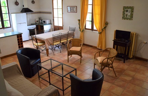 Beziers Cottage | Gîte Le Chardonnay, Béziers near Canal du Midi with swimming pool