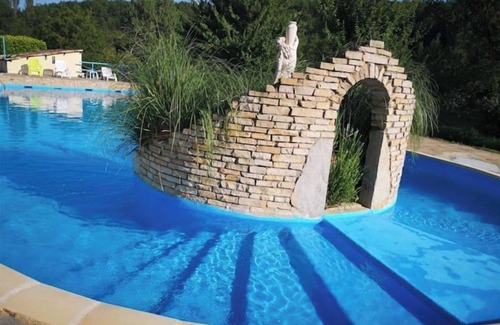 Belmontet House | Gîte "Le Camélia" 4/6 or 8 persons