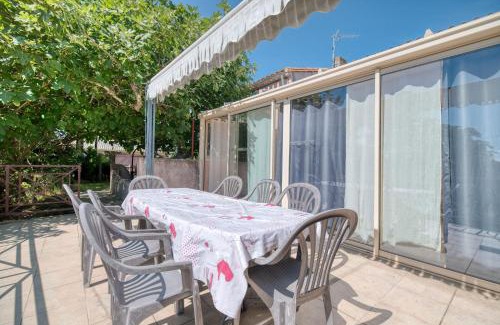 La Cassaigne House | Gîte Le Lilas - Gîte À La Ferme