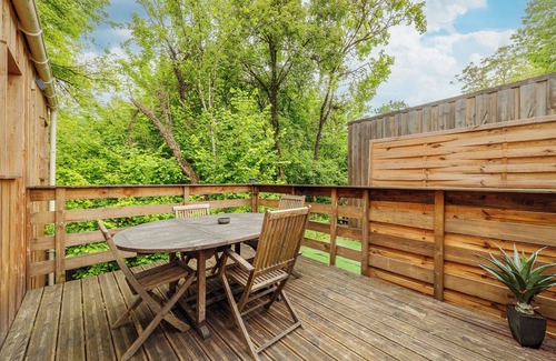 Blesignac House | Gîte le Noisetier 3 à 6 Personnes