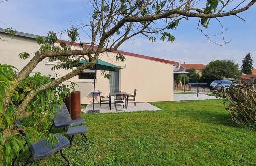 Champenoux House | Gîte plain pied à Champenoux avec parking privatif - FR-1-584-330