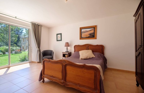 Fontiers-Cabardes Bed & Breakfast | Gîte Pour 4 Personnes "les Glycines" Près de Carcassonne