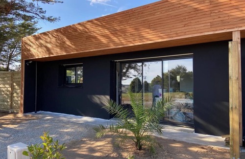 Theix-Noyalo House | Gîte Tout Confort Jacuzzi Privé