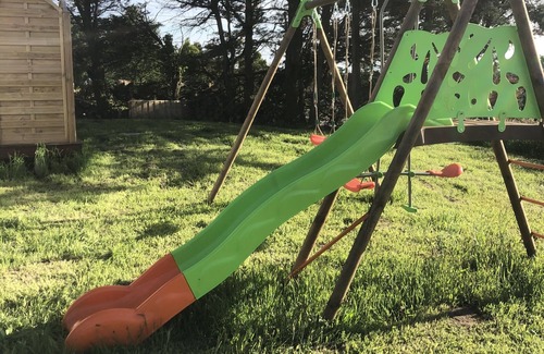 Theix-Noyalo House | Gîte Tout Confort Jacuzzi Privé