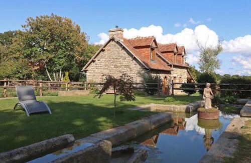 Ceauce House | Gîte tout inclus avec jardin et animaux admis à Céaucé - FR-1-497-6