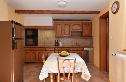 Kaysersberg-Vignoble House | Gîtes du Couvent, "Oriel" beautiful apartment in historic center of Kaysersberg