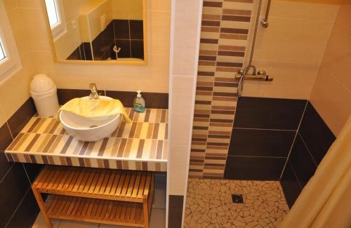 Feugarolles House | Gîtes Lencouet