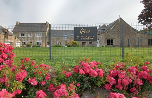 Pluduno House | Gîtes Ti Tud-kozh à Pluduno, Côtes D'armor, Bretagne. Location "Le Guébriand"