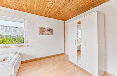 Suppingen Apartment | GÜNSTIGE Wohnungen für Monteure in Suppingen-Laichingen Ulm,Neu-Ulm,TV,Wifi,Parking