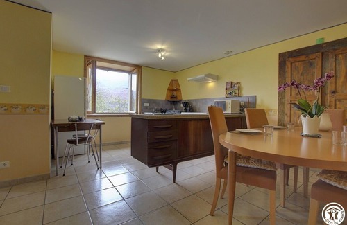 Chezery Forens House | G104010 - Chezery-forens