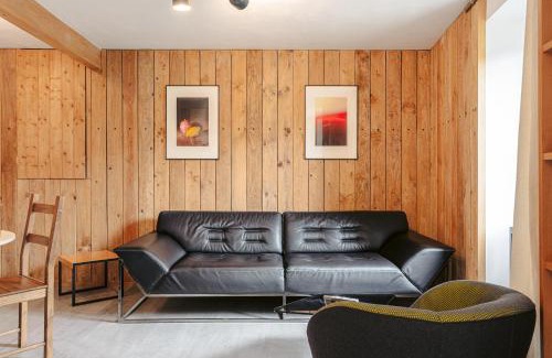 Puyravault House | Gabae Les Volets Verts