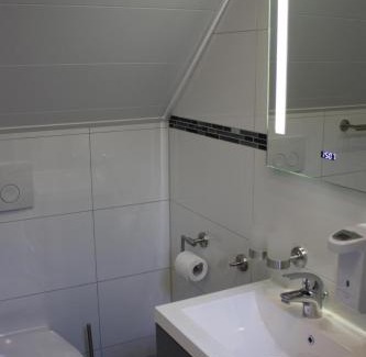 Dutenhofen House | Gaestehaus Bachmann