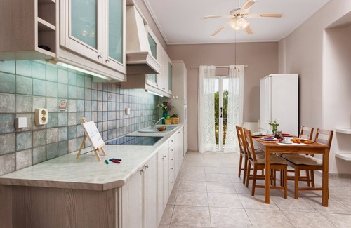 Drosia House | Galatea