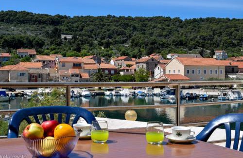 Iz Apartment | Galeb 2