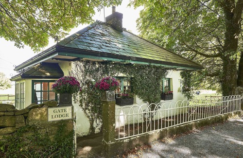 Caherlistrane Cottage | Galway Victorian Gate Lodge